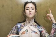 暑假娱乐圈吃瓜合集,盘点热点事件与幕后真相