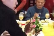 吃瓜娱乐倒水,揭秘明星幕后生活点滴